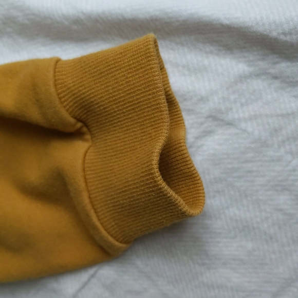 Cropped Hoodie - Picture 4 of 4